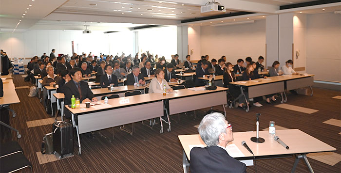 会場の様子